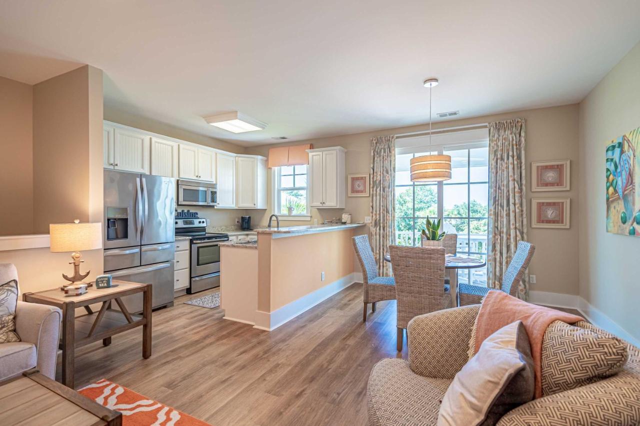 Chic North Myrtle Beach Villa Resort Amenities! Exterior photo