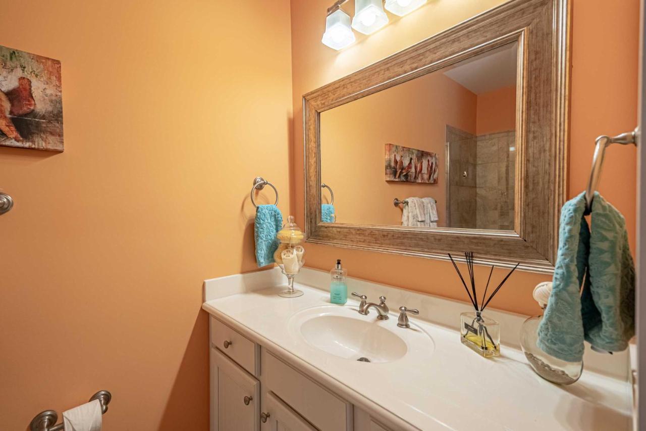 Chic North Myrtle Beach Villa Resort Amenities! Exterior photo