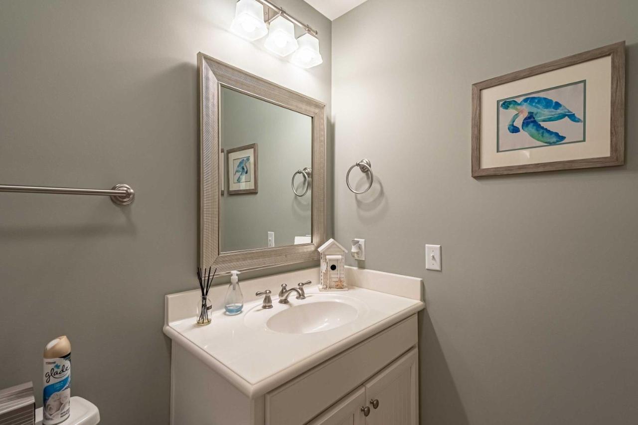 Chic North Myrtle Beach Villa Resort Amenities! Exterior photo